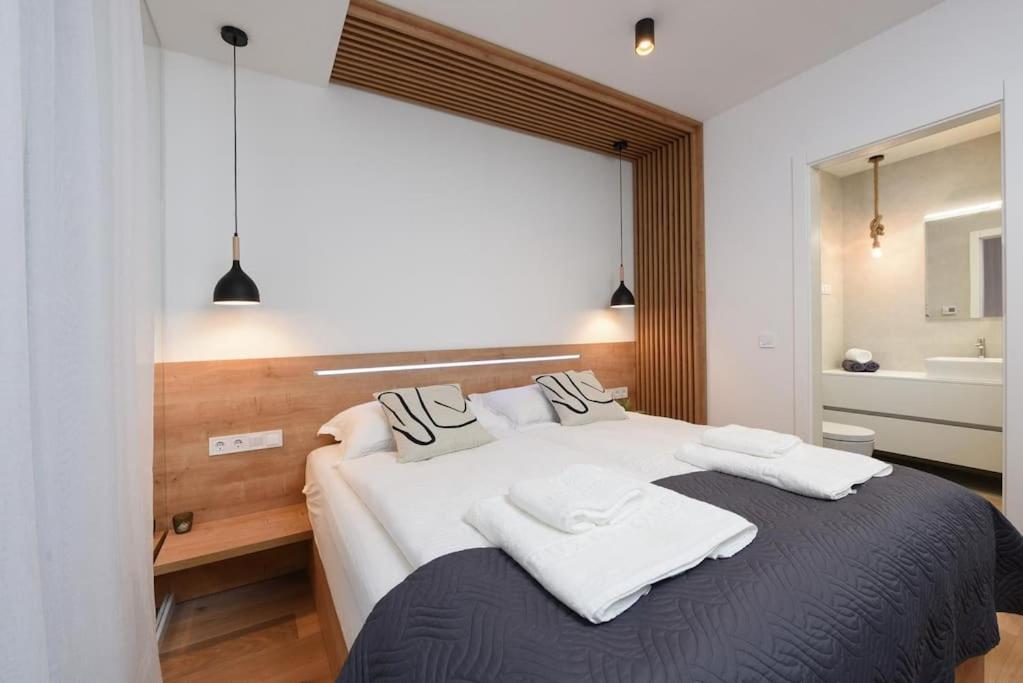 Fux Penthouse Whirlpool Meerblick Zadar Exterior foto